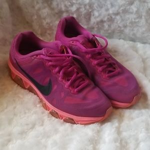 Nike Tailwind 7